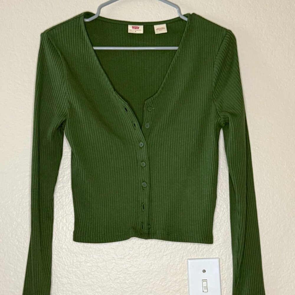 Levi’s Ribbed Button-Up Long Sleeve Top (Size M)